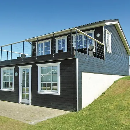 Prázdninový dům With Fireplace 05