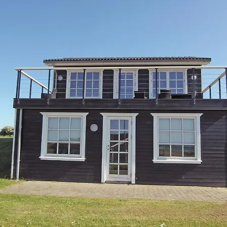 Vakantiehuis With Fireplace 05 *